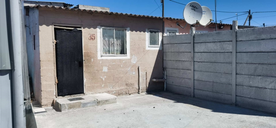 1 Bedroom Property for Sale in Delft Western Cape